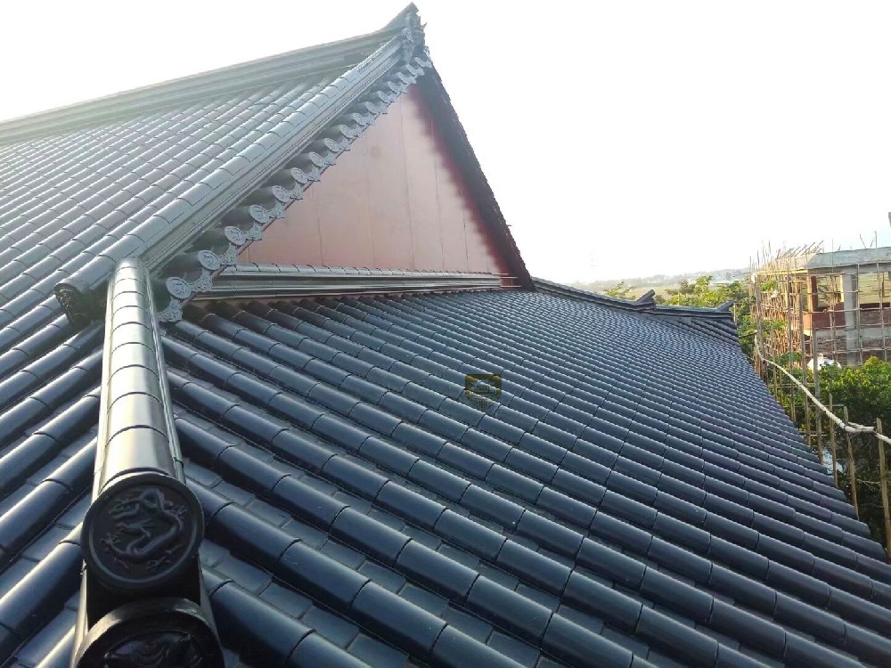 海南某寺廟屋面瓦鋁瓦安裝工程