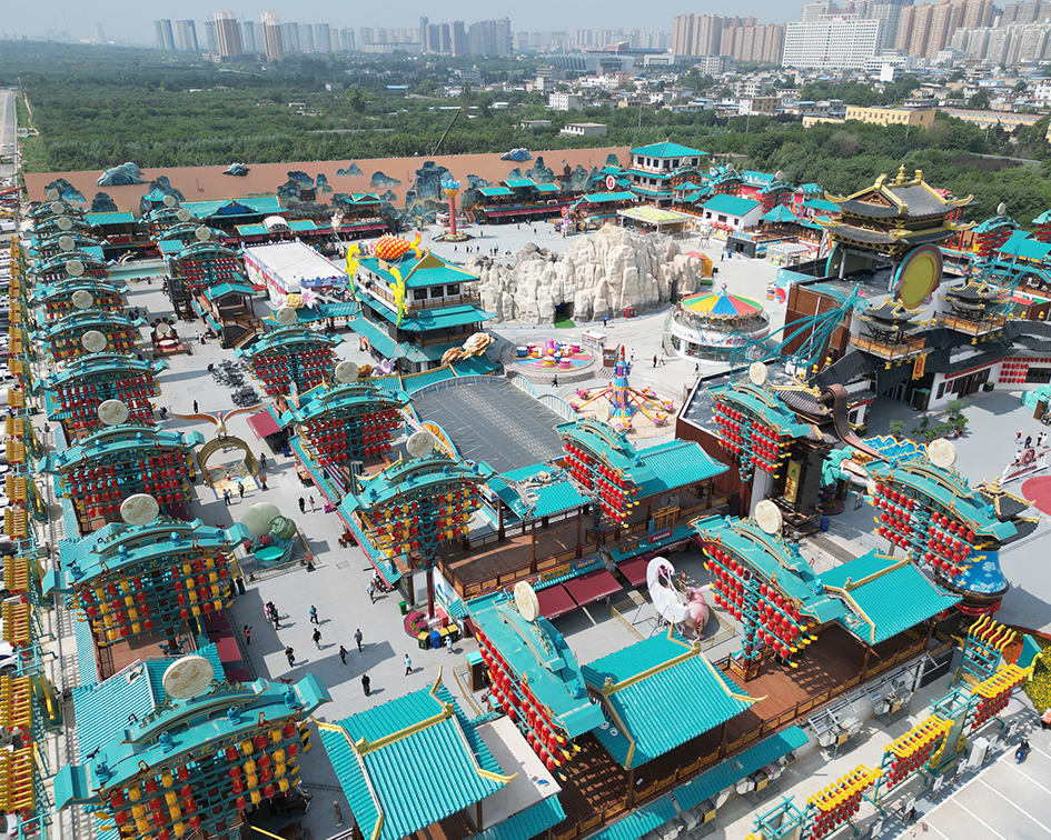 銅川花月薈屋面改造分體鋁瓦工程