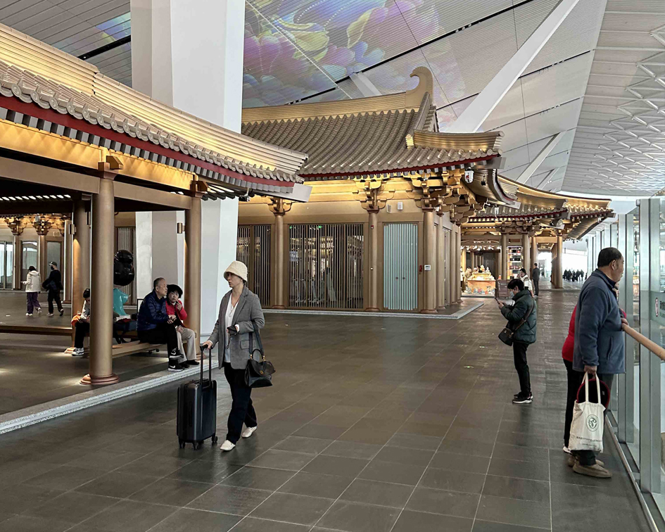 咸陽T5航站樓鋁合金屋面工程